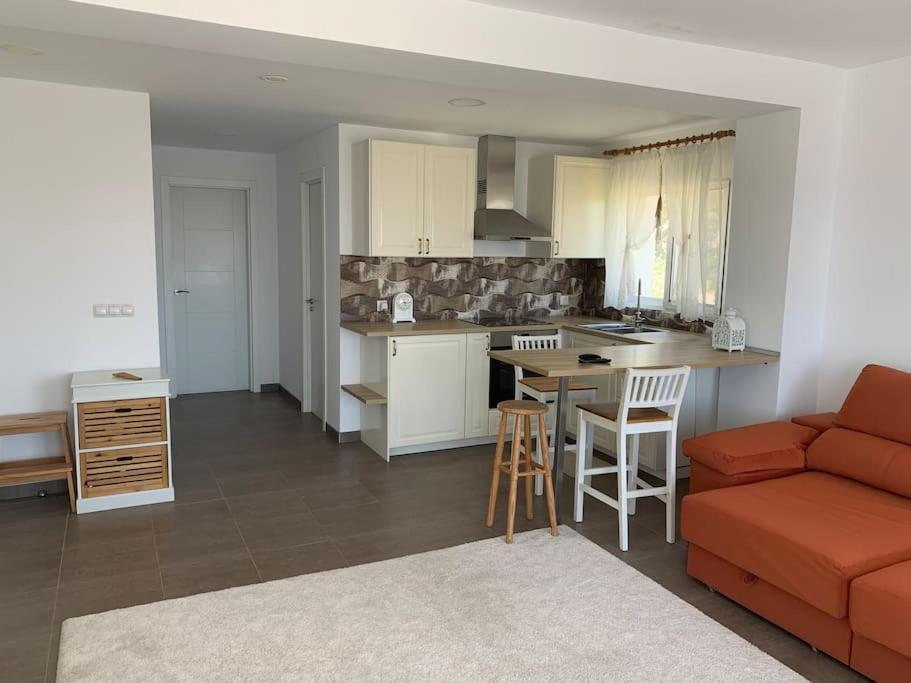 Precioso Apartamento Con Vista Al Mar Calafell Exterior photo
